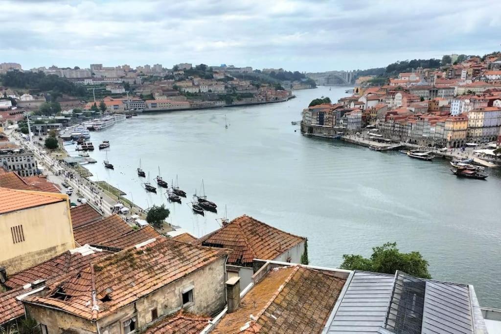 Appartamento Loft In The Historic Center Of Oporto Downtown Esterno foto